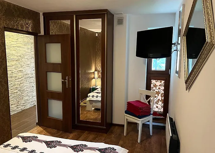 דירה M5 זקופאנה